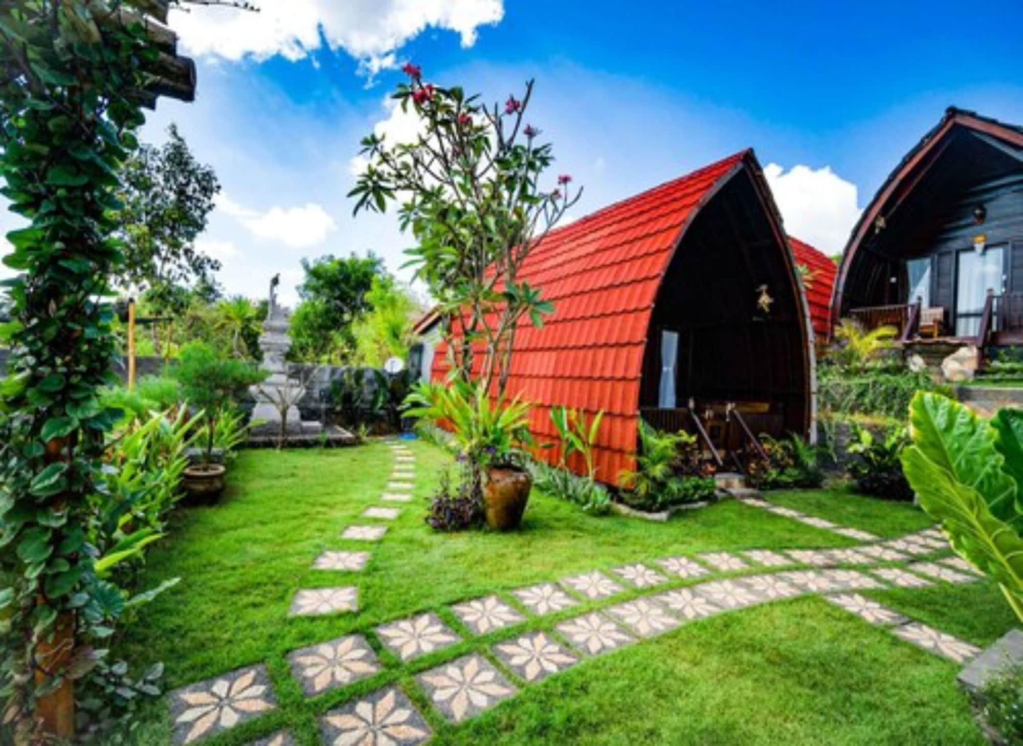 Hotra Hill Cottage Batununggul Exterior photo